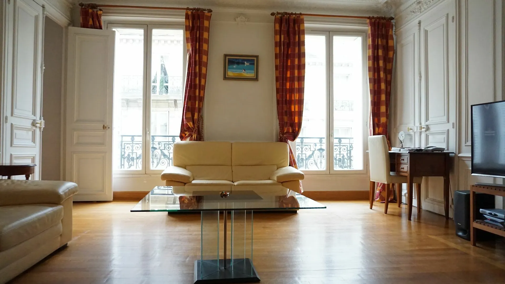アパート Place Des Etats Unis-5 Pieces-130 M² -paris 16 パリ