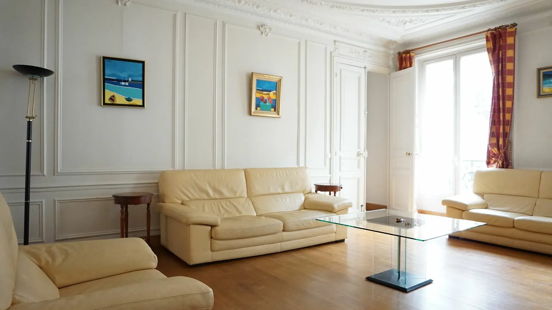 Lägenhet Place Des Etats Unis-5 Pieces-130 M² -paris 16 Paris