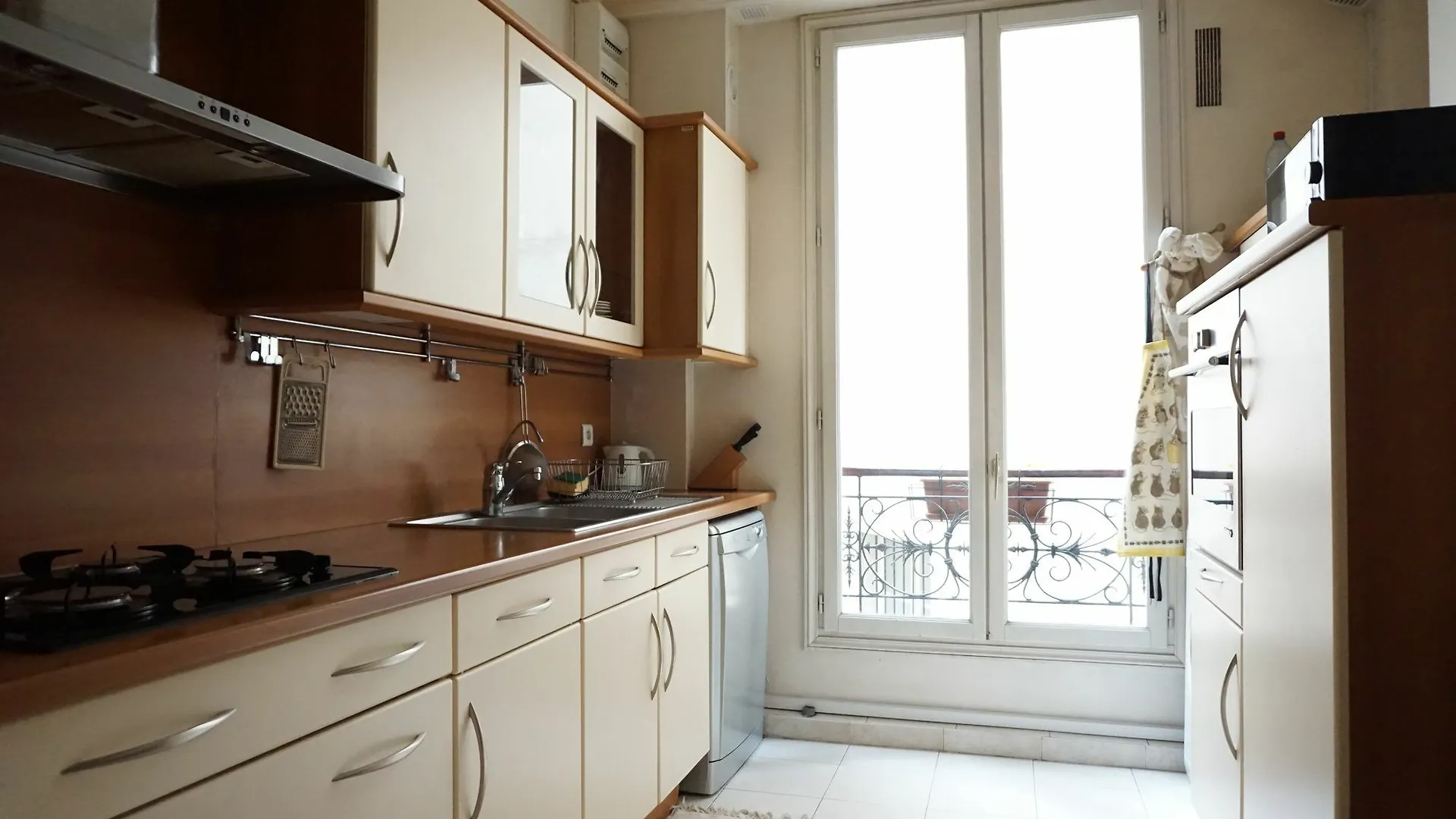 Place Des Etats Unis-5 Pieces-130 M² -paris 16 * 巴黎