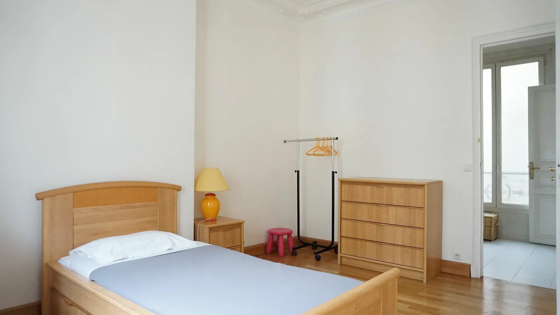 Place Des Etats Unis-5 Pieces-130 M² -paris 16 Lägenhet *